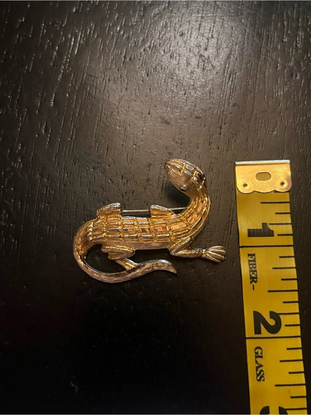 Vintage Gold Lizard Reptile Pin